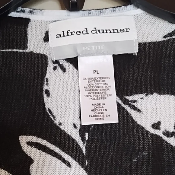 Alfred Dunner Black and White Leaf Pattern Sweater - Picture 3 of 3